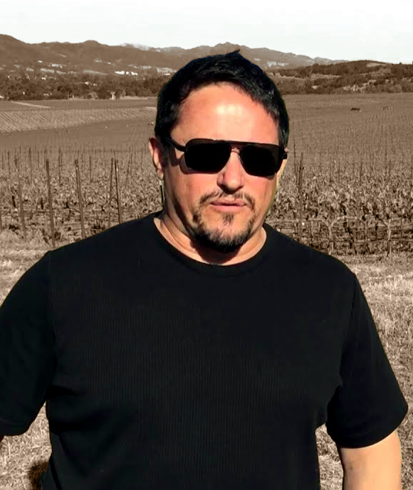 Kian Tavakoli Kian Tavakoli